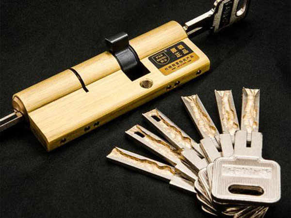 萨尔图24小时上门开锁公司