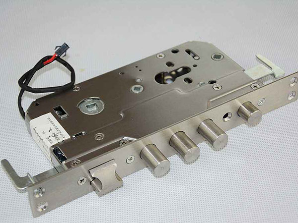 萨尔图24小时上门开锁公司